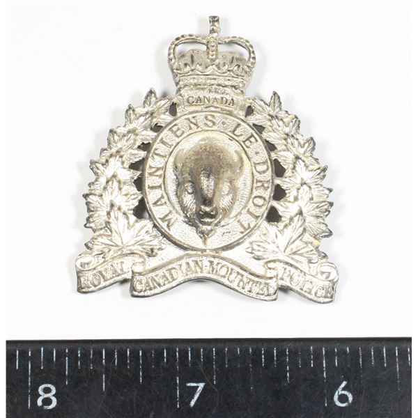 #263 SILVERED ROYAL CANADIAN MOUNTED POLICE BADGE