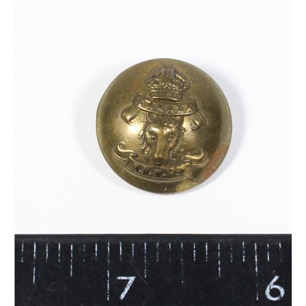 #283 ROYAL  NORTH WEST MOUNTED POLICE BUTTON