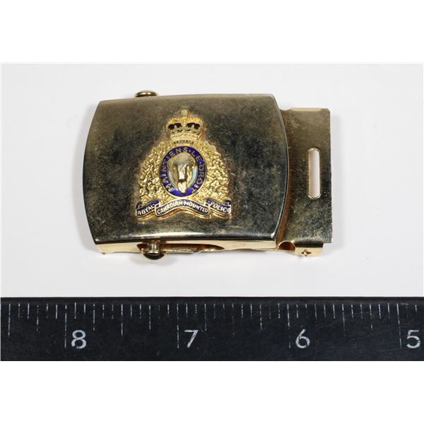 #464  RCMP METAL BELT BUCKLE MADE IN USA SMALL