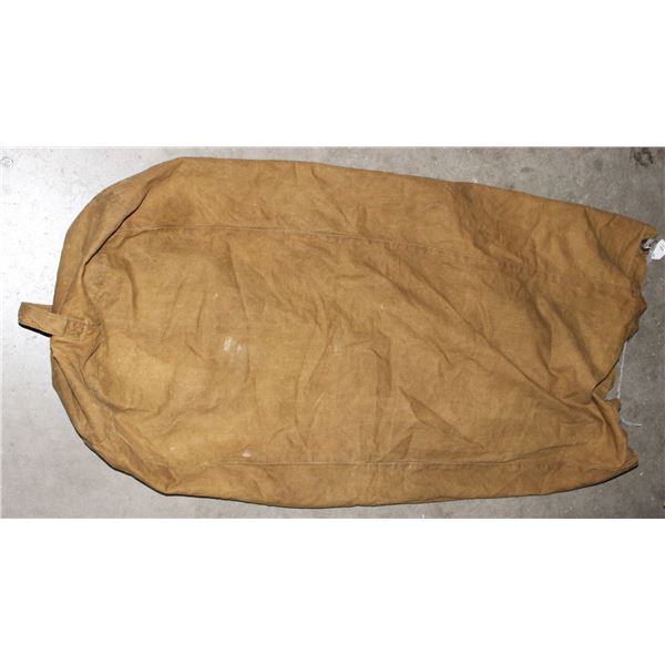 #551 LARGE MILITARY STORAGE BAG NAMED