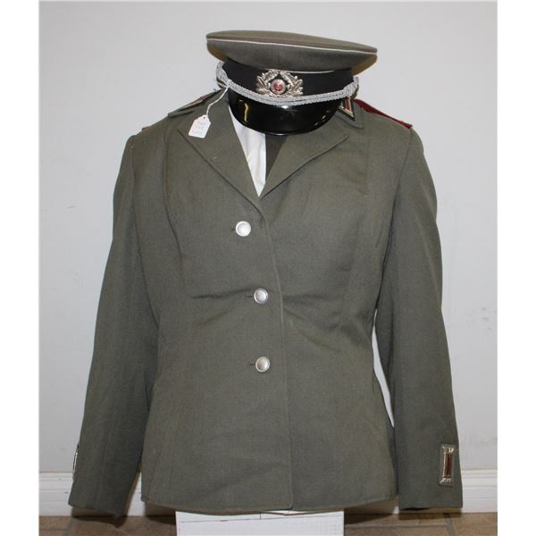 #568 EAST GERMAN MILITARY OFFICERS UNIFORM W/ HAT