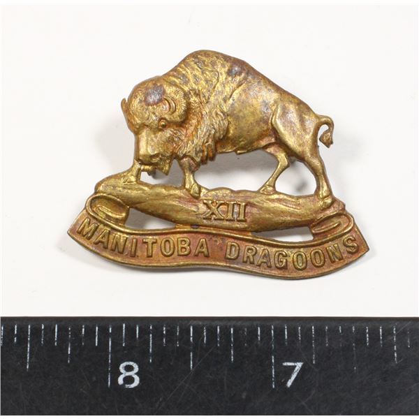 #630 WW2 12TH MANITOBA DRAGOONS CAP BADGE