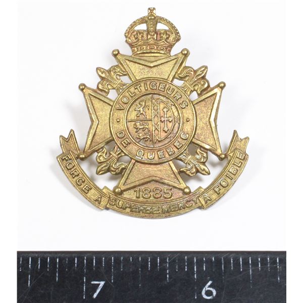 #648 WW2 VOLTIGEURS DE QUEBEC CAP BADGE SCULLY