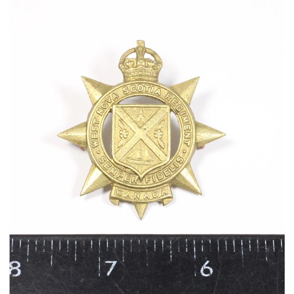 #656 WW2 WEST NOVA SCOTIA REGIMENT CAP BADGE
