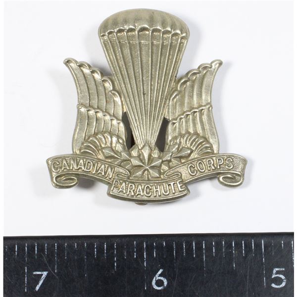 #701 COLD WAR CANADIAN PARACHUTE CORPS CAP BADGE