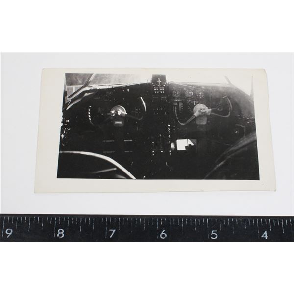 #821 WW2 AIRSPEED OXFORD PLANE CONTROL PHOTO