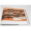 Image 2 : #1023 THE WORLD OF BERETTA GUN REFERENCE BOOK