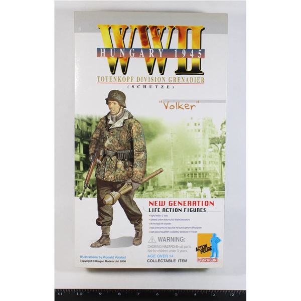 #1122 DRAGON ACTION FIGURE GERMAN HUNGARY 1945