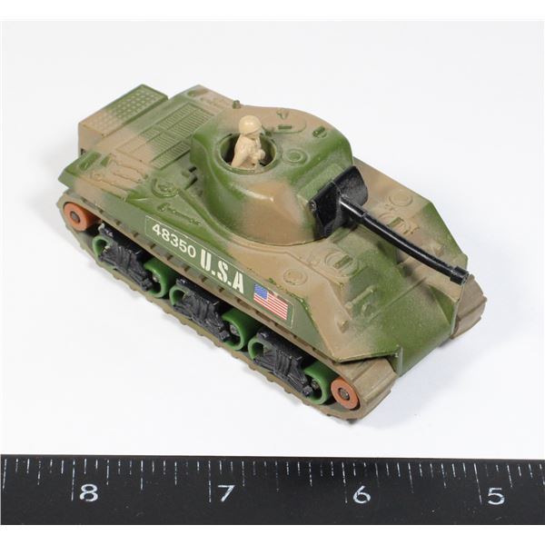 #1143 1974 LESNEY MATCHBOX DIECAST SHERMAN TANK
