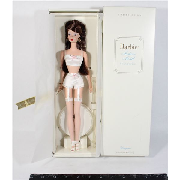 #1150  FASHION MODEL COLLECTION LINGERIE BARBIE W/