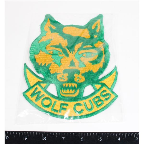 #1335 SEALED LARGE SIZE WOLF CUBS JACKET PATCH