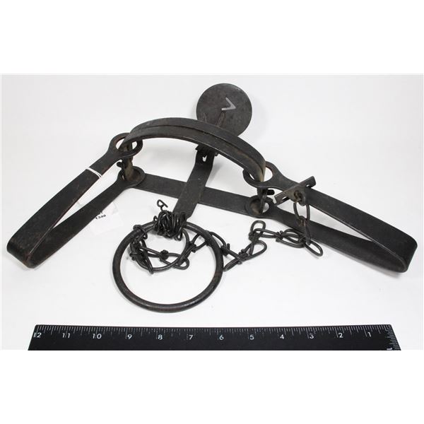 #1348 ANTIQUE ANIMAL TRAP METAL CANADA NIAGRA