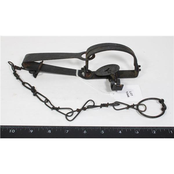 #1349 ANTIQUE ANIMAL TRAP METAL CANADA SMALL