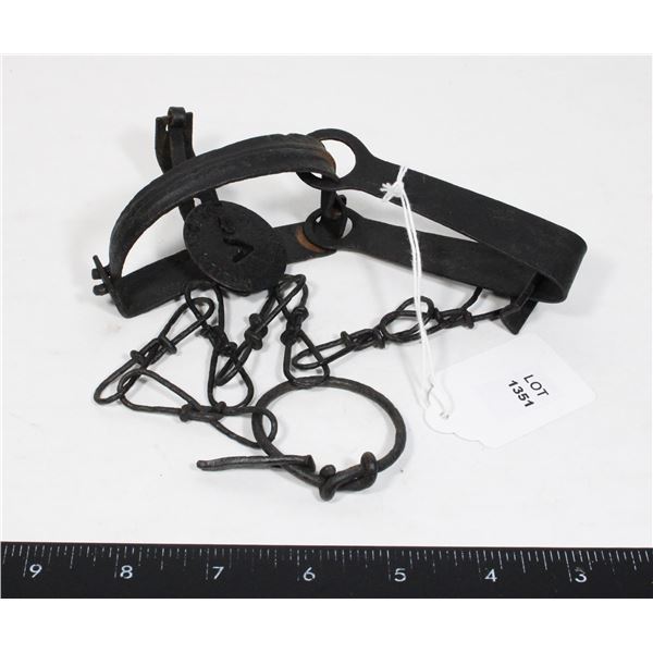 #1351 ANTIQUE ANIMAL TRAP ONIDA VICTOR SMALL SIZE