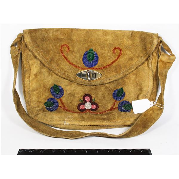 #1353 FIRST NATIONS BEADED HANDBAG LATE 1900'S