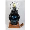 Image 4 : #1442 CANADIAN NATIONAL RAILWAY LAMP MONTREAL