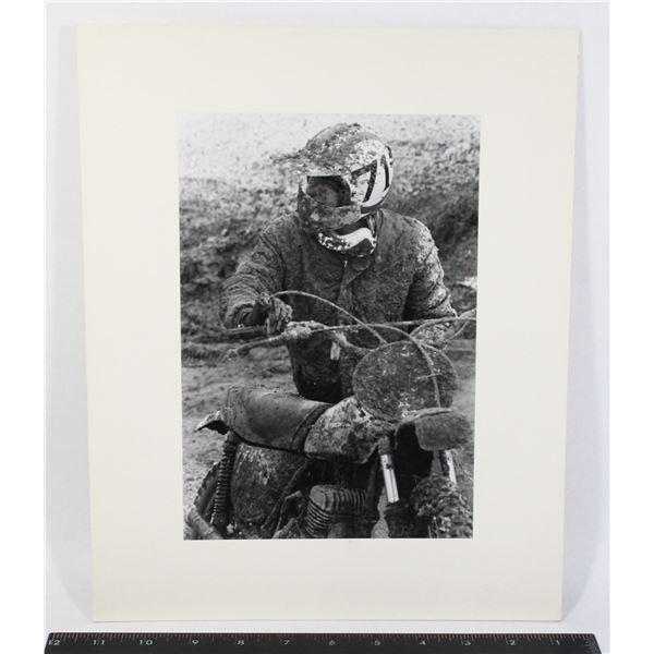 #1696 ORIGINAL 1970S DIRT BIKE RACE MUD PHOTO