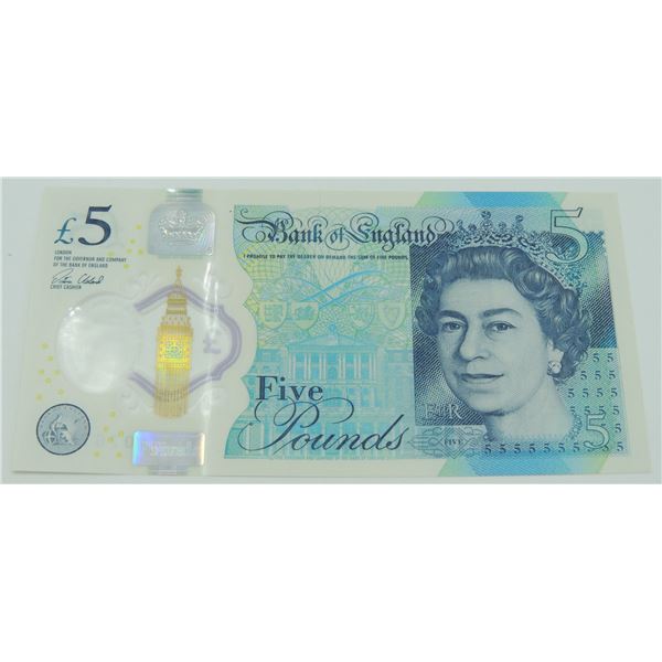 #129A 2015 BRITISH £5 POUNDS WINSTON CHURCHILL