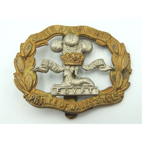 #613E WW1 BRTISH SOUTH LANCASHIRE CAP BADGE