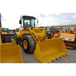 NEW HOLLAND LW130 S/N 551176 (01 YR) GP bucket, ECAB w/AC, 20.5R-25 tires, 2185 hours