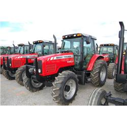MASSEY FERGUSON 5465 4 X 4 S/N P067070 (05 YR) 125 HP, 3 PTH, PTO, shuttleshift, triple hyd remotes,