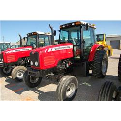 MASSEY FERGUSON 5465  S/N N190007 (04 YR) 125 HP, 3 PTH, PTO, shuttleshift, triple hyd remotes, ECAB