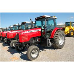 MASSEY FERGUSON 5465 S/N N190084 (04 YR) 125 HP, 3 PTH, PTO, shuttleshift, triple hyd remotes, ECAB