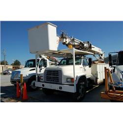 1998 FORD FT900 SIGN/BUCKET, S/N A04281, 8.3L Cummins diesel, auto, PS, AC, Elliott hyd boom, 65’ re