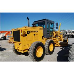CHAMPION 720A S/N 029815 (99 YR) 14’ hyd moldboard w/tip control, scarifier, ECAB w/AC, 14.00-24 tir