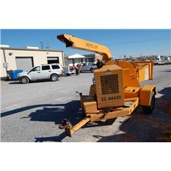 WOOD CHUCK W/C -174B39 CHIPPER S/N S4D7061 3.9L Cummins diesel, 324 hrs