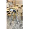 Image 1 : ADJUSTABLE MITRE SAW BENCH.