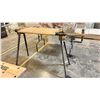 Image 2 : ADJUSTABLE MITRE SAW BENCH.