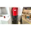 Image 1 : 35 KILO PUNCHING BAG. NEEDS CHAINS.