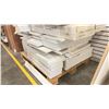 Image 7 : 3 PALLETS OF WHITE CABINET DOORS AND DRAWER FRONTS. ASST SIZES. MUST TAKE ALL. 100'S OF PIECES