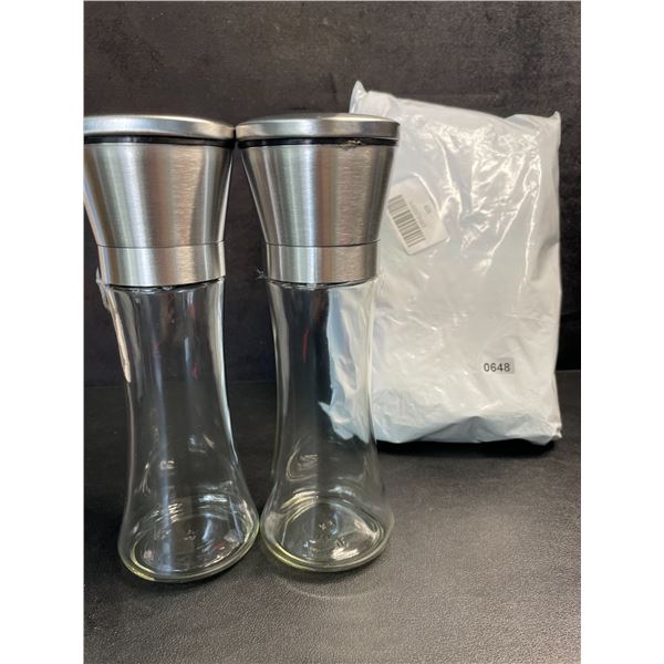 4 Refillable Stainless Steel Salt and Pepper Shakers w/ Adjustable Coarse Mills (2 x 2-Packs) - New