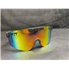 Image 3 : 1 Pair of Polarized Pit Viper Sunglasses for Adults - New
