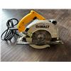 Image 1 : Dewalt Powered Skill Saw with Blade - Used