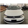 Image 6 : 2014 VOLKSWAGEN EOS, WHITE, 91603 KMS, FRONT WHEEL DRIVE. - D001283