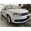 Image 8 : 2014 VOLKSWAGEN EOS, WHITE, 91603 KMS, FRONT WHEEL DRIVE. - D001283