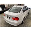 Image 16 : 2011 BMW 328I, WHITE, 175588 KMS, ALL WHEEL DRIVE. - D773189