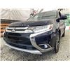 Image 2 : 2017 MITSUBISHI OUTLANDER "NO RESERVE", BLUE, 167487 KMS, FOUR WHEEL DRIVE. - D612165