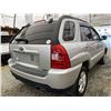 Image 14 : 2010 KIA SPORTAGE, SILVER, 221586 KMS, FOUR WHEEL DRIVE. - D665169