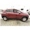 Image 11 : 2016 CHEVY TRAX, RED, 127463 KMS, ALL WHEEL DRIVE. - D194412