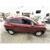 Image 13 : 2016 CHEVY TRAX, RED, 127463 KMS, ALL WHEEL DRIVE. - D194412