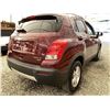 Image 14 : 2016 CHEVY TRAX, RED, 127463 KMS, ALL WHEEL DRIVE. - D194412