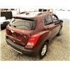 Image 16 : 2016 CHEVY TRAX, RED, 127463 KMS, ALL WHEEL DRIVE. - D194412