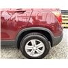 Image 29 : 2016 CHEVY TRAX, RED, 127463 KMS, ALL WHEEL DRIVE. - D194412