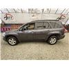 Image 23 : 2008 SUZUKI XL7, GREY / PURPLE, TMU KMS, ALL WHEEL DRIVE. - D107537