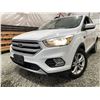 Image 1 : 2017 FORD ESCAPE, WHITE, 128425 KMS, FOUR WHEEL DRIVE. - DE60368