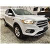 Image 8 : 2017 FORD ESCAPE, WHITE, 128425 KMS, FOUR WHEEL DRIVE. - DE60368